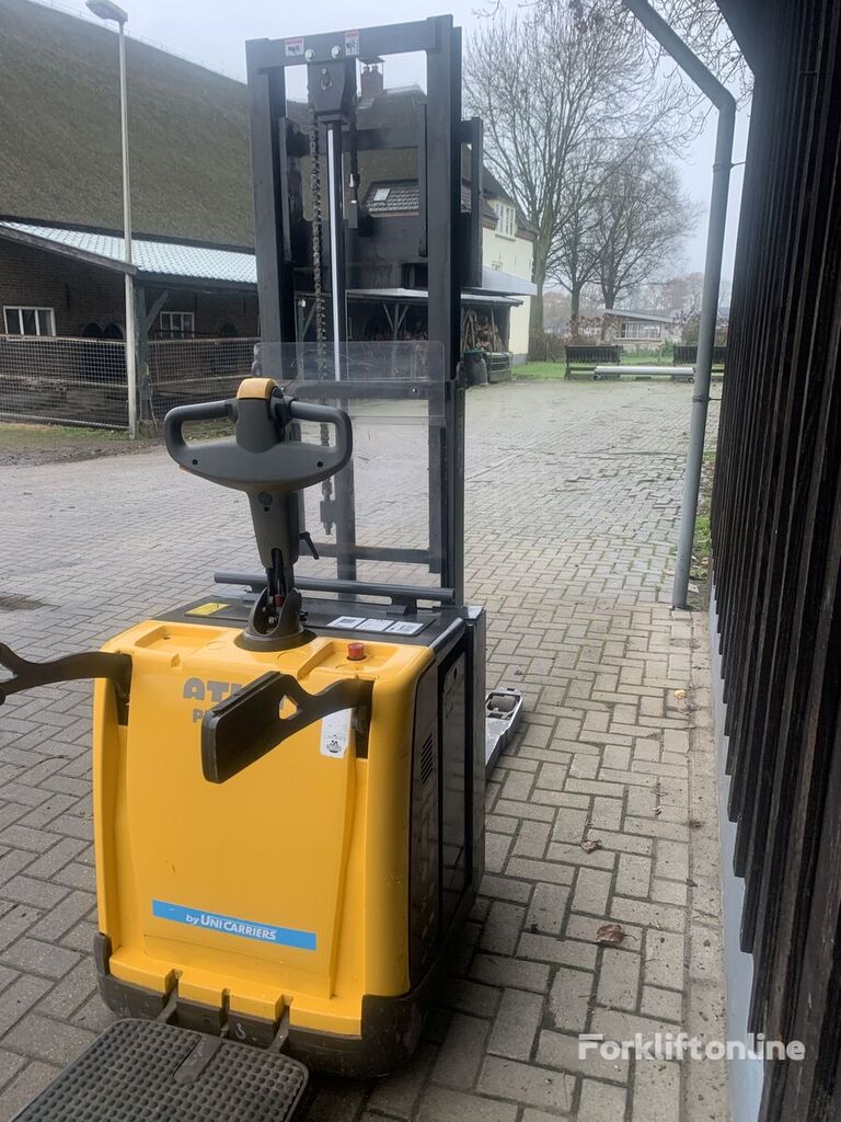 Atlet Unicarriers pdp200  Hochhubwagen